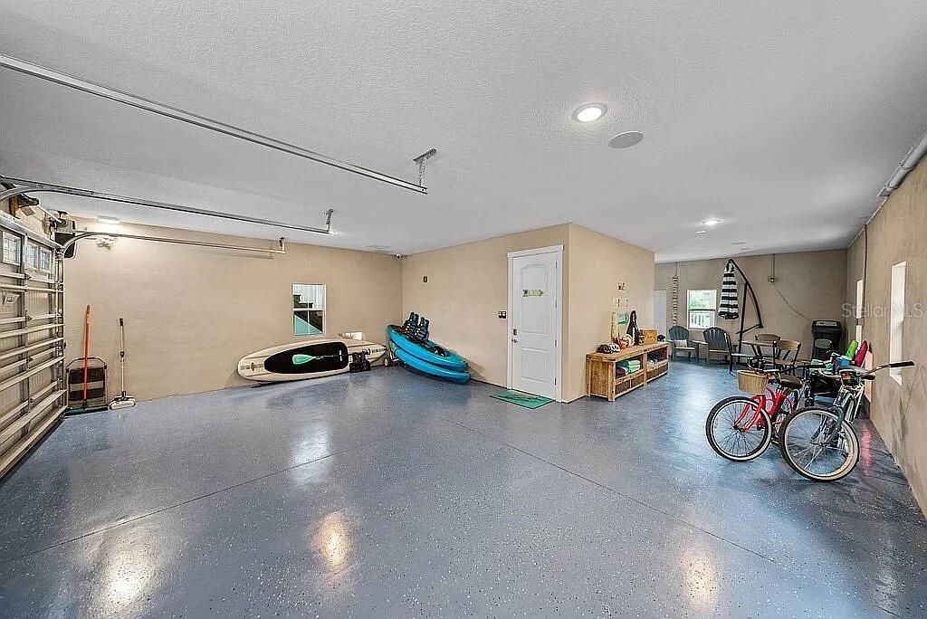 Garage, Interior, Recessed Lighting