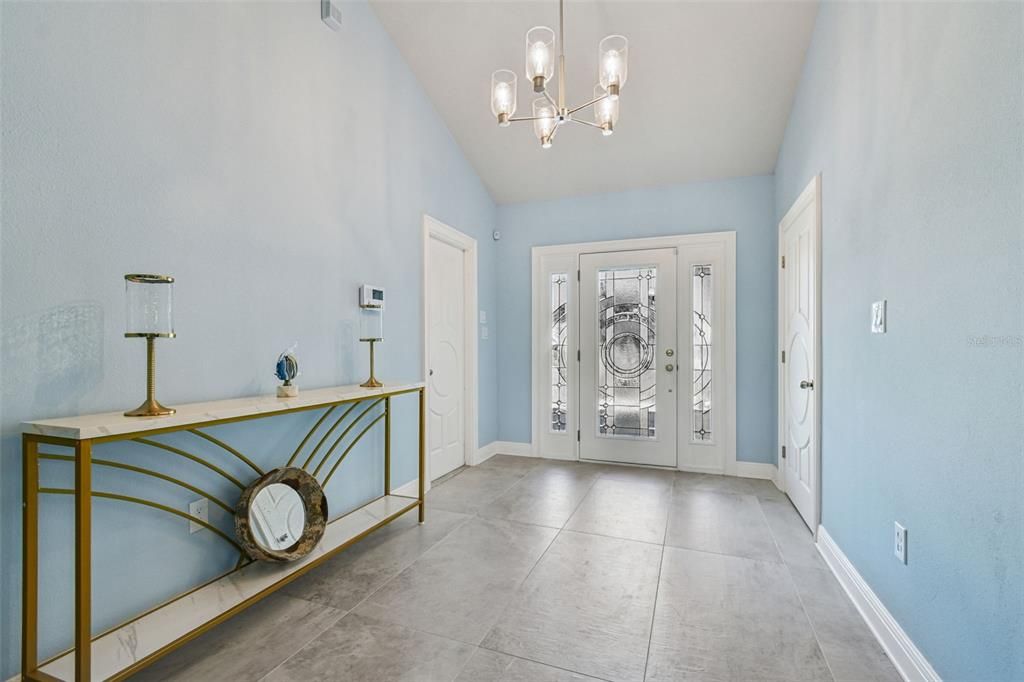 Chandelier, Interior