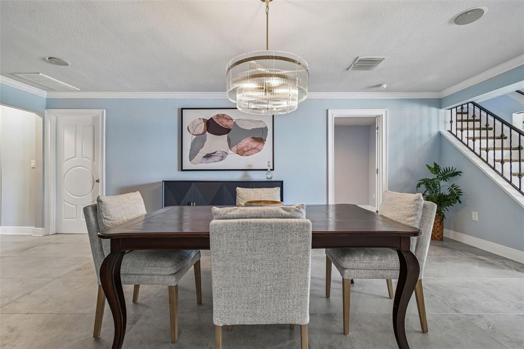 Chandelier, Dining room, Interior