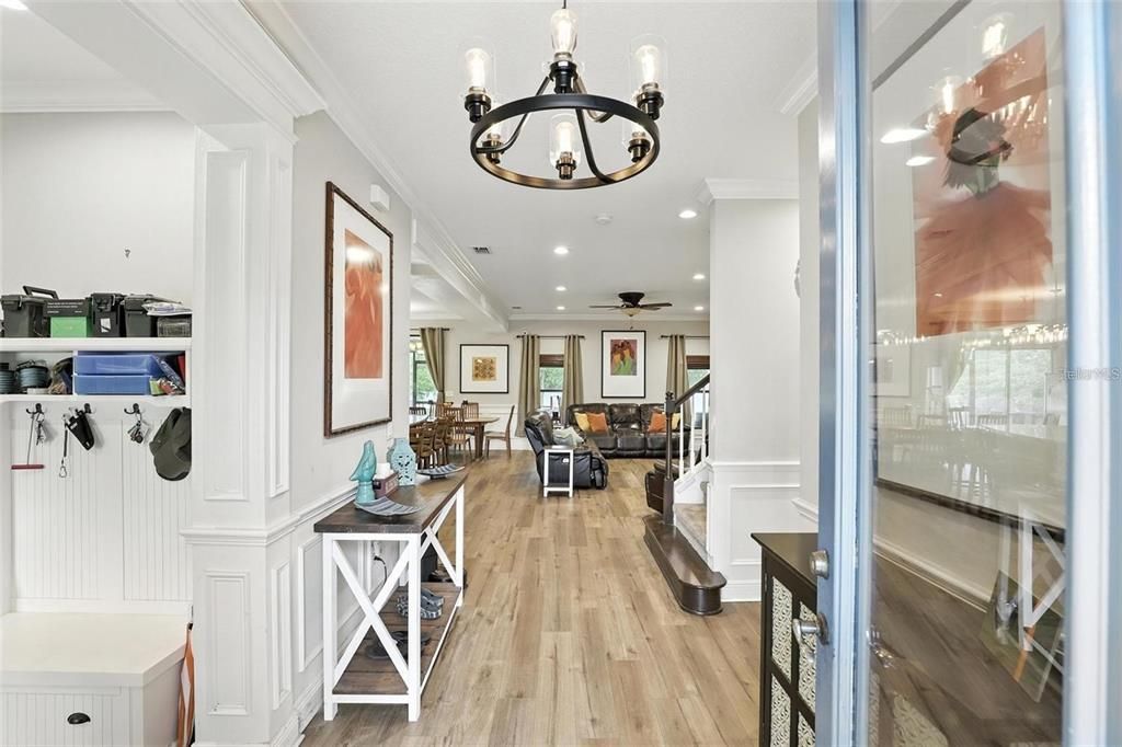 Chandelier, Interior, Living room, Recessed Lighting, Wood Texture Flooring