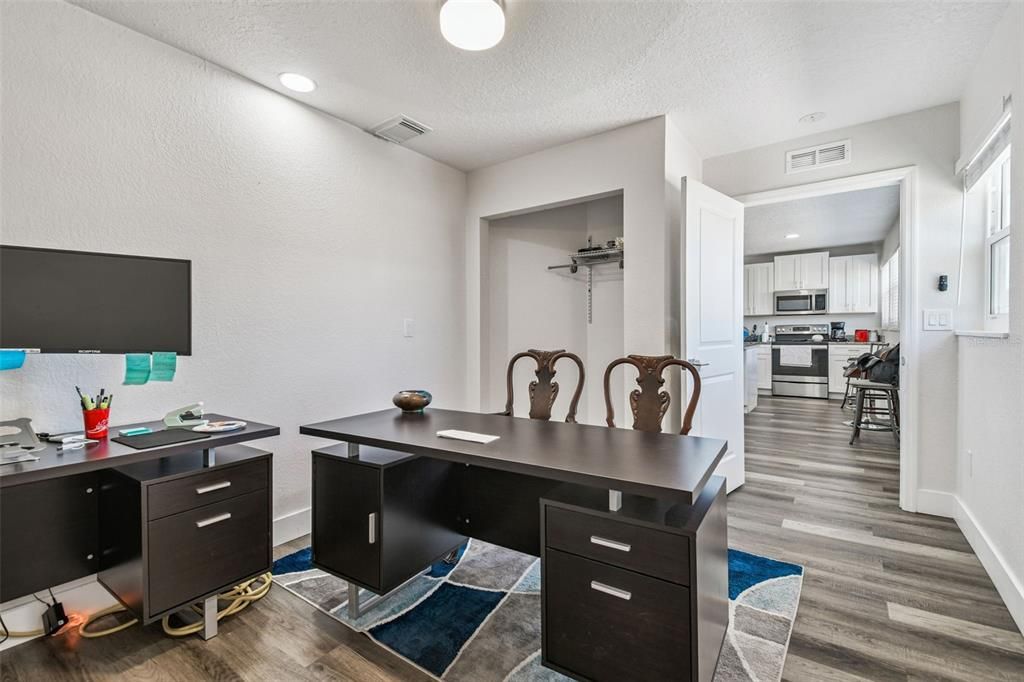 Dining room, Interior, Kitchen, Recessed Lighting, Wood Texture Flooring