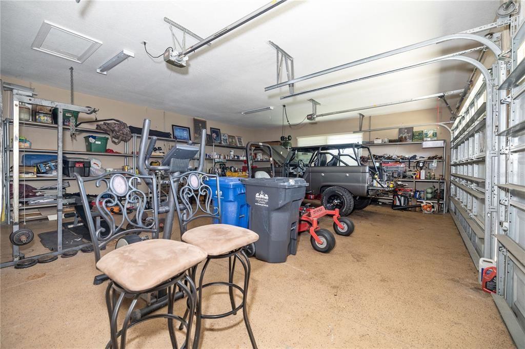 Garage, Interior