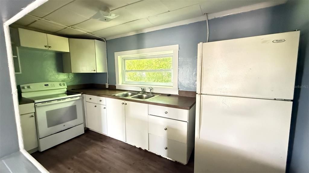 Interior, Kitchen, Wood Texture Flooring