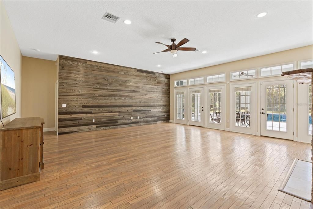 Empty room, Interior, Recessed Lighting, Wood Texture Flooring, Wooden Walls