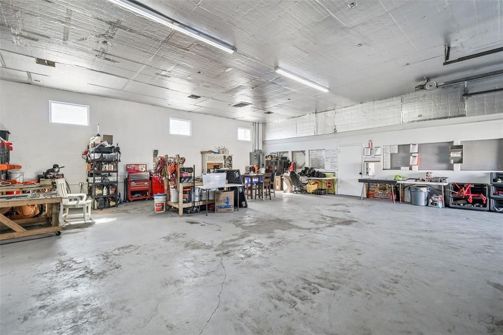 Garage, Interior