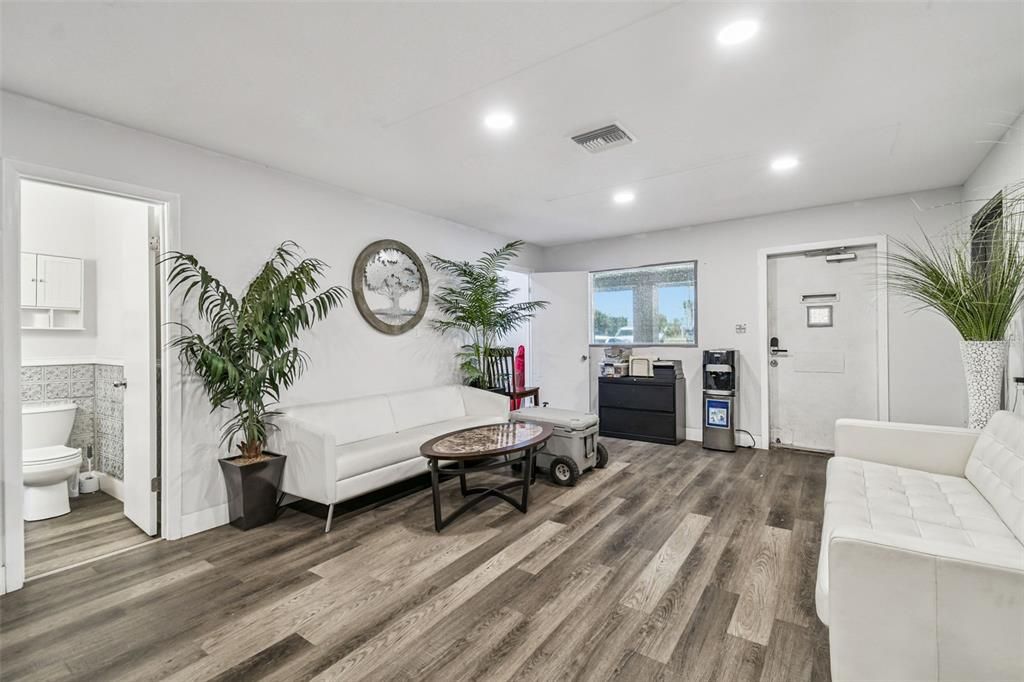 Bathroom, Interior, Recessed Lighting, Wood Texture Flooring