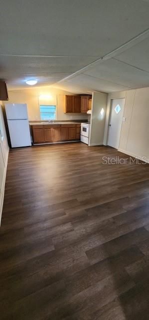 Empty room, Interior, Kitchen, Wood Texture Flooring