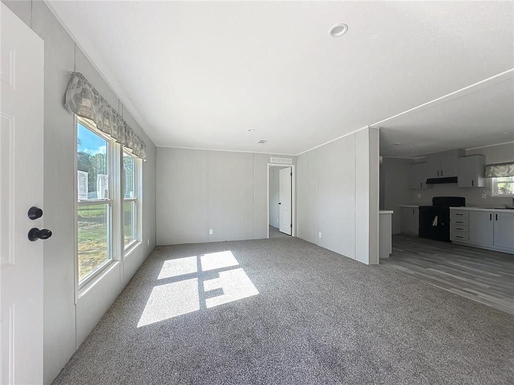Empty room, Interior, Kitchen, Recessed Lighting