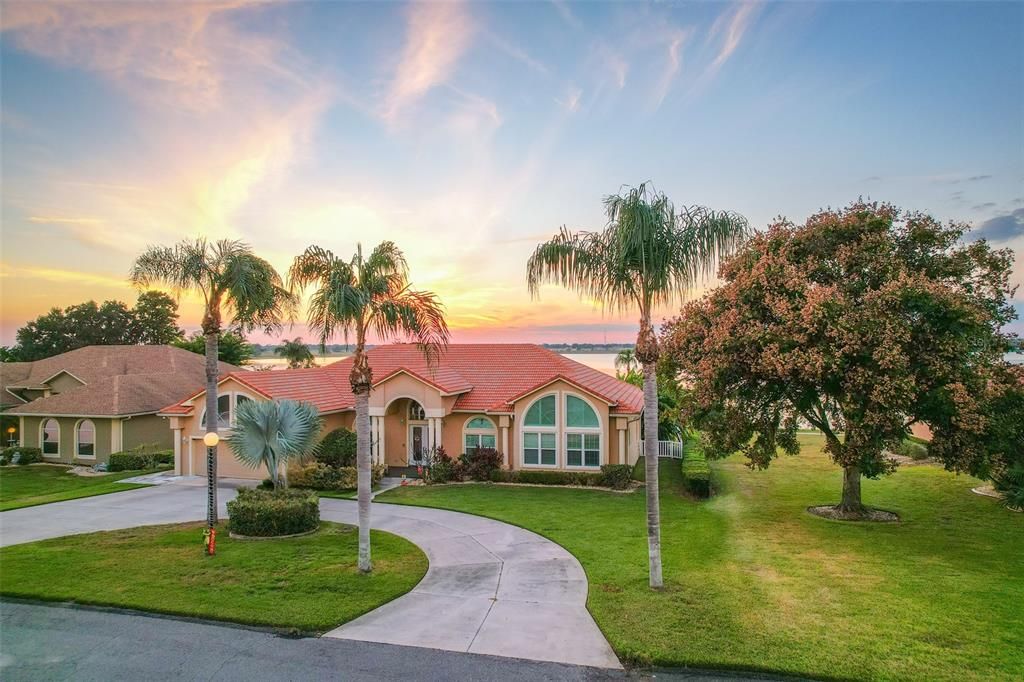 Backyard, Exterior, Facade, Mediterranean