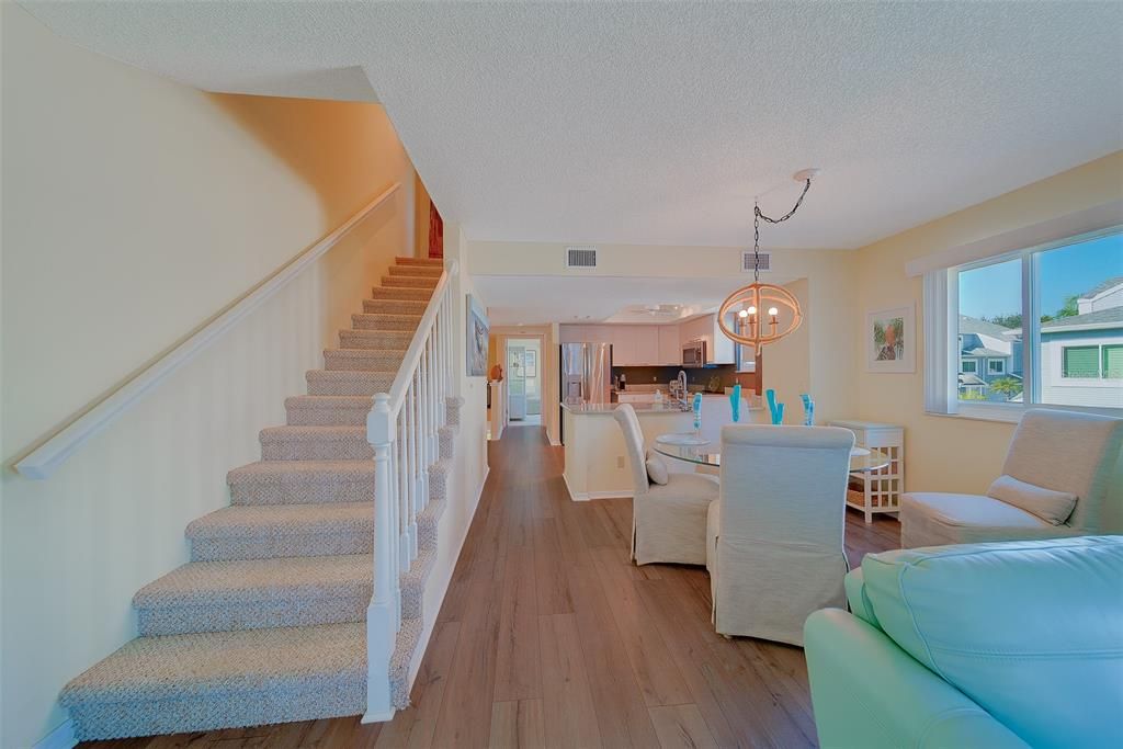 Chandelier, Dining room, Interior, Kitchen, Pendant Lights, Wood Texture Flooring
