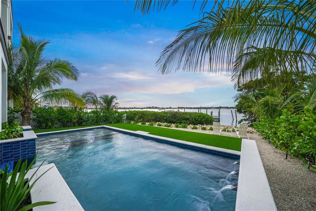 Exterior, Pool, Water