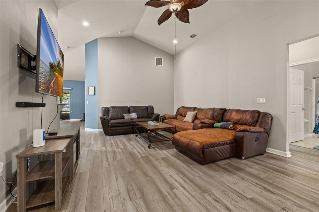 Interior, Living room, Recessed Lighting, Wood Texture Flooring