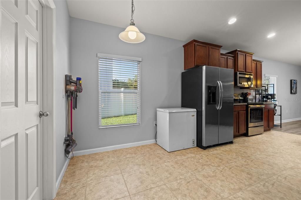 Interior, Kitchen, Pendant Lights, Recessed Lighting, Washer
