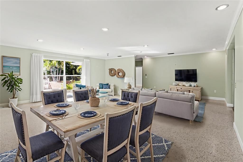 Dining room, Interior, Living room, Recessed Lighting