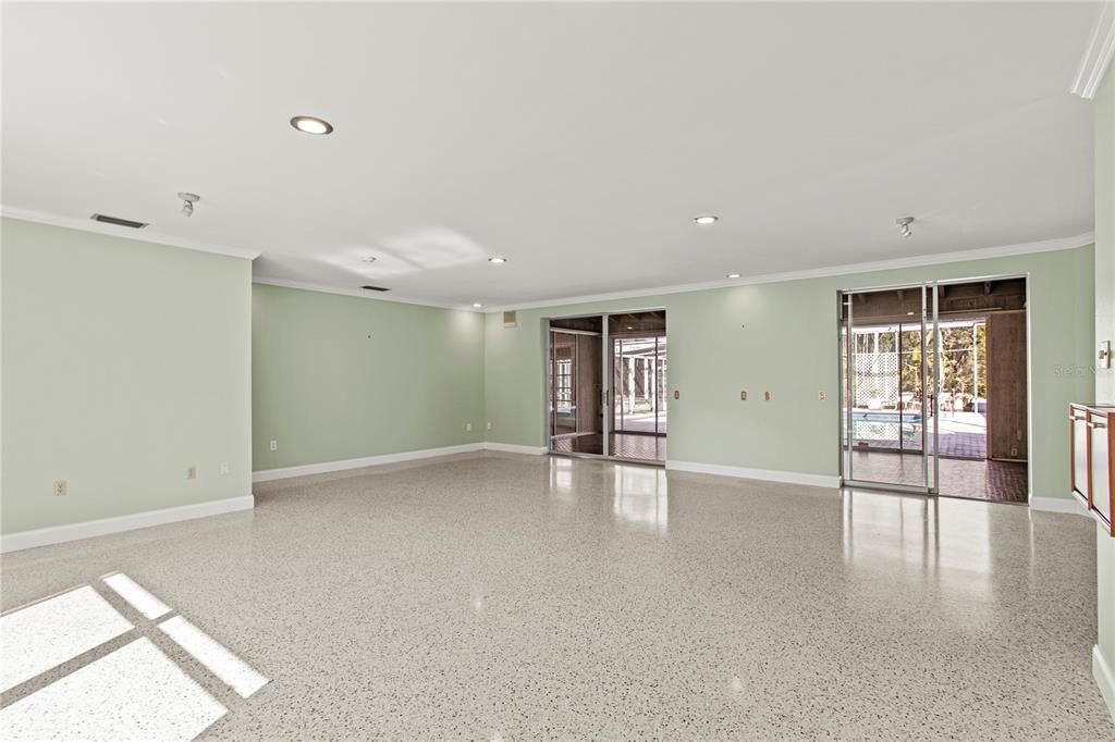 Empty room, Interior, Recessed Lighting