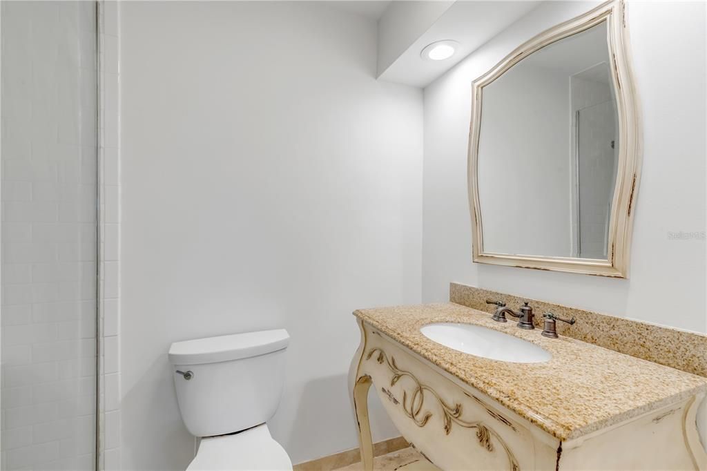 Bathroom, Interior, Recessed Lighting