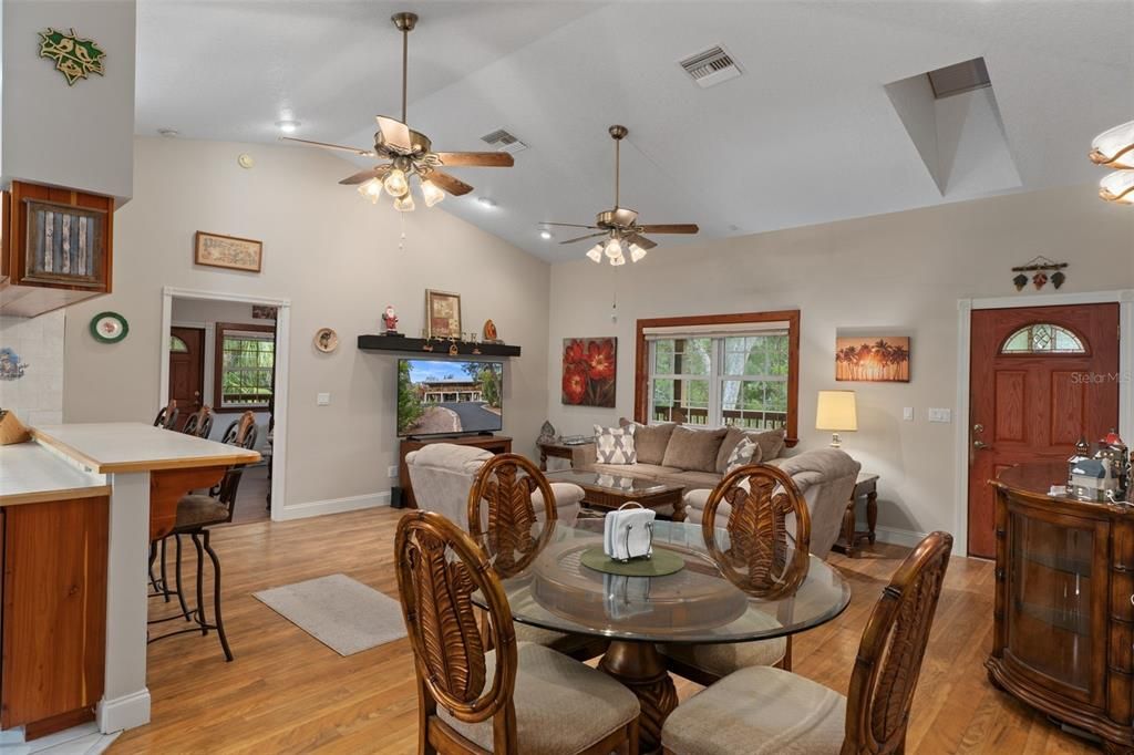 Dining room, Interior, Living room, Recessed Lighting, Wood Texture Flooring
