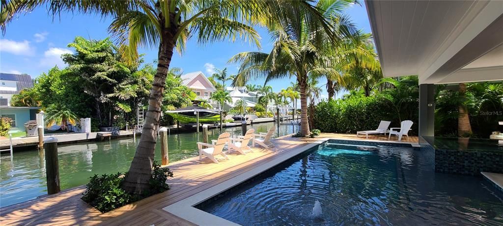 Exterior, Pool, Water