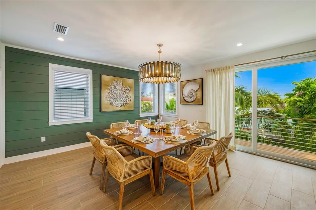 Chandelier, Dining room, Interior, Recessed Lighting, Wood Texture Flooring