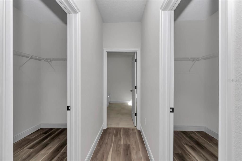 Interior, Walk-in Closets, Wood Texture Flooring