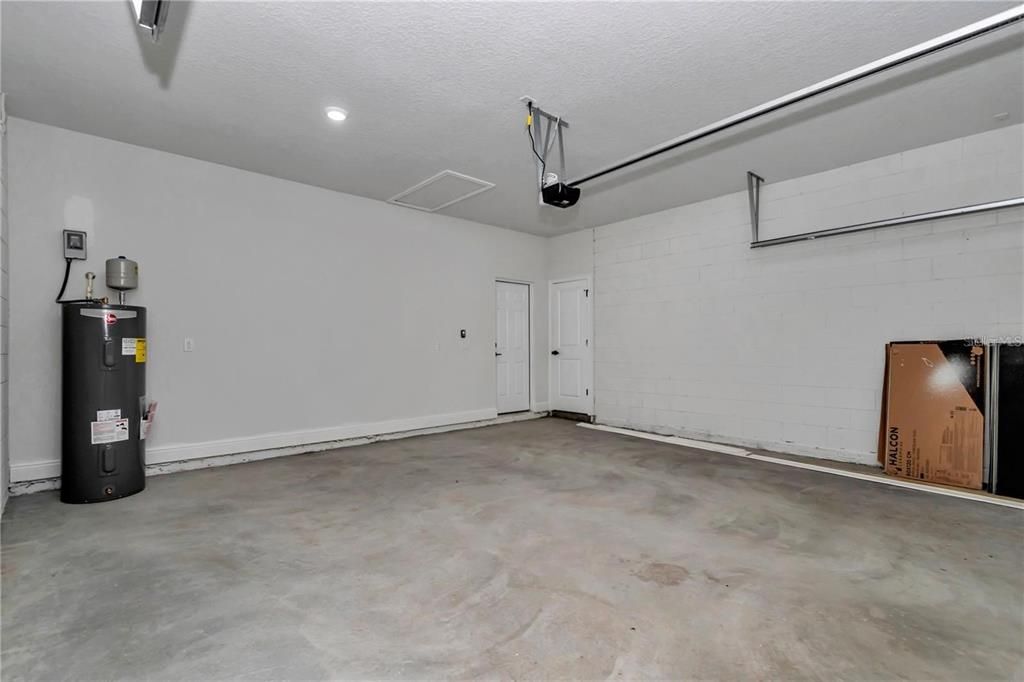 Garage, Interior, Recessed Lighting