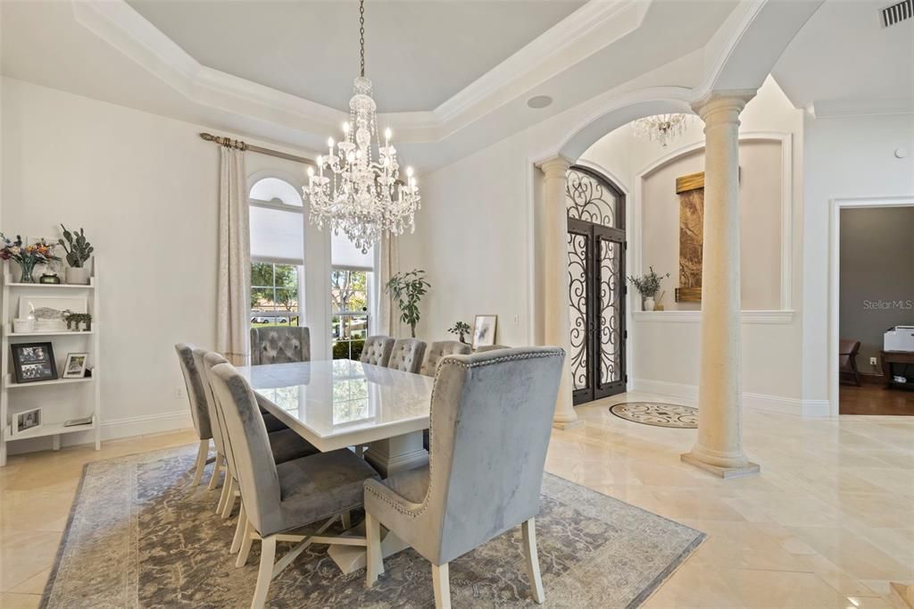 Chandelier, Dining room, Interior