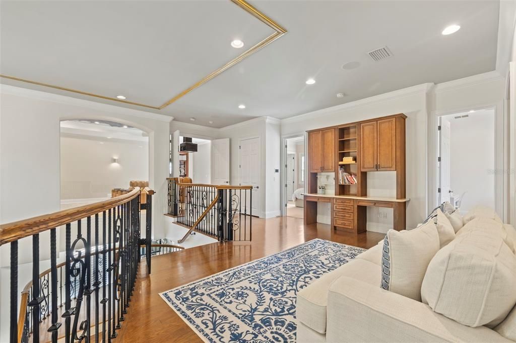 Home Office, Interior, Recessed Lighting, Wood Texture Flooring