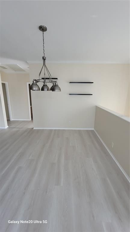 Chandelier, Empty room, Interior, Wood Texture Flooring