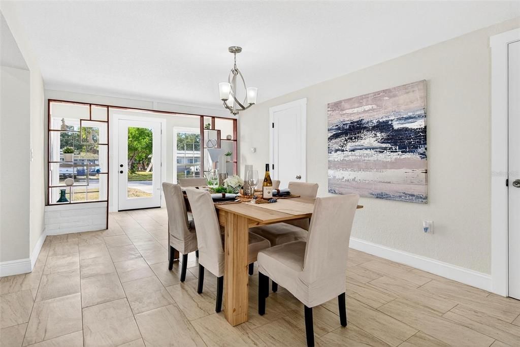 Chandelier, Dining room, Interior, Pendant Lights, Wood Texture Flooring
