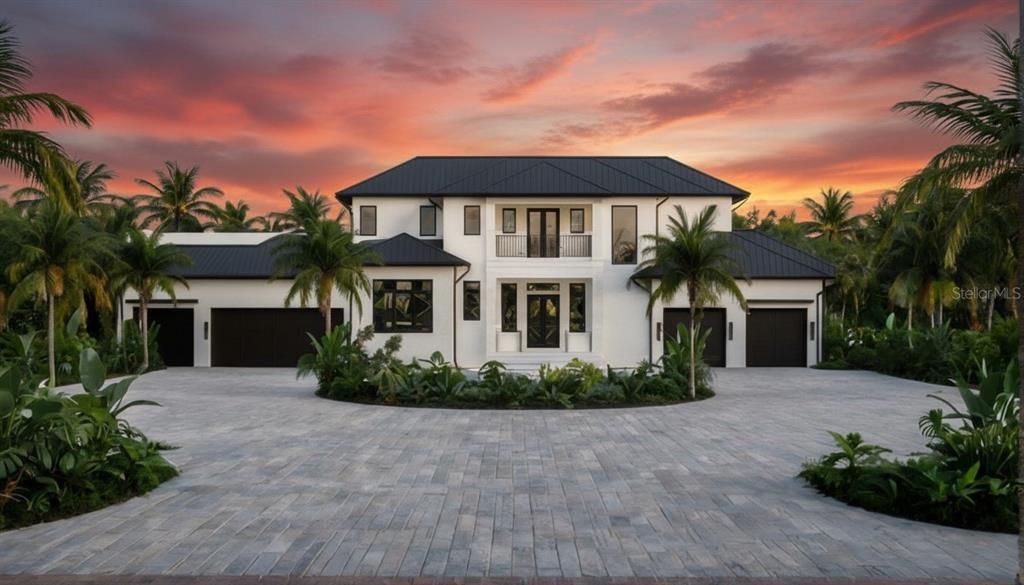 Attached, Exterior, Facade, Farmhouse