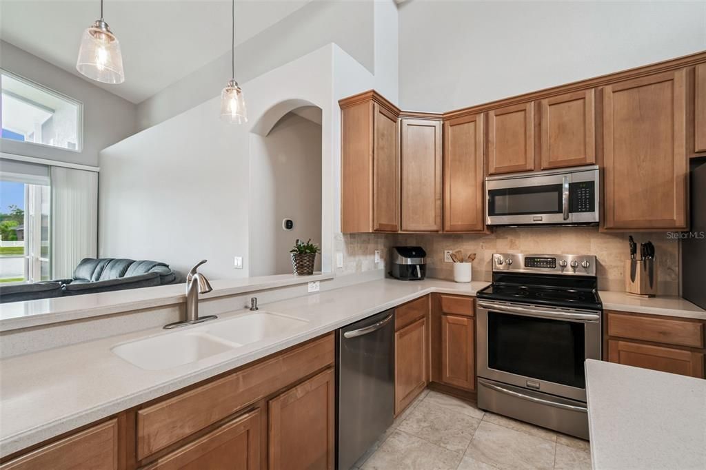 Interior, Kitchen, Pendant Lights, Stainless Steel Appliances