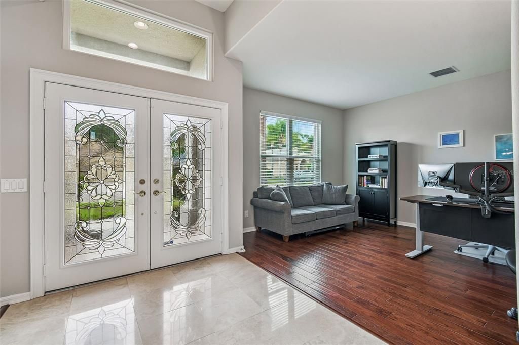 Interior, Recessed Lighting, Wood Texture Flooring