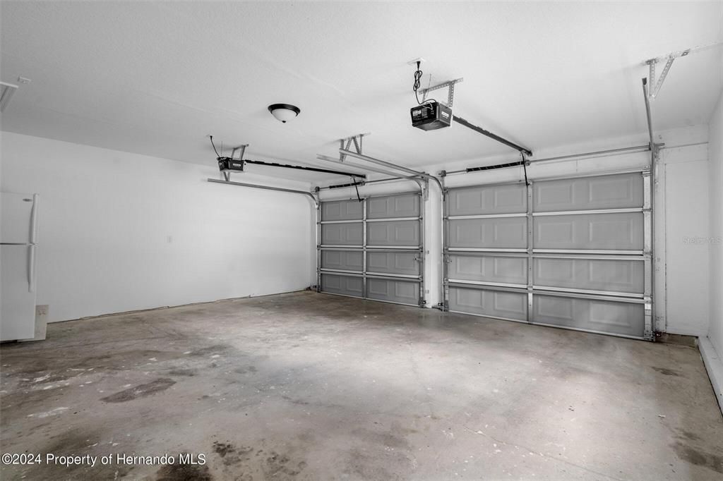 Garage, Interior