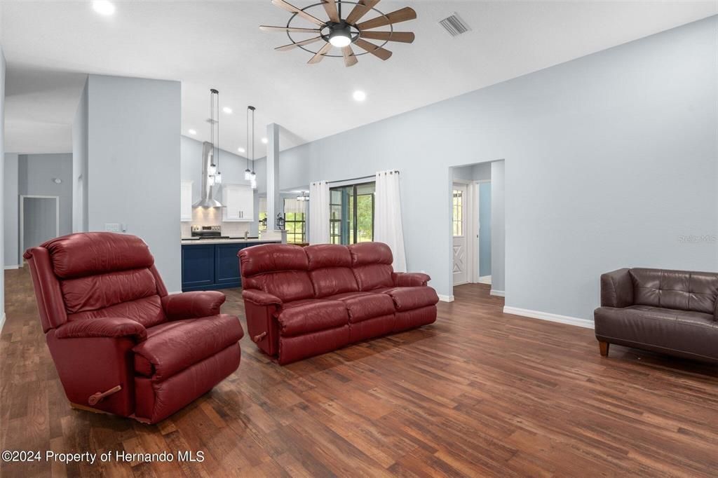 Interior, Kitchen, Living room, Pendant Lights, Recessed Lighting, Wood Texture Flooring