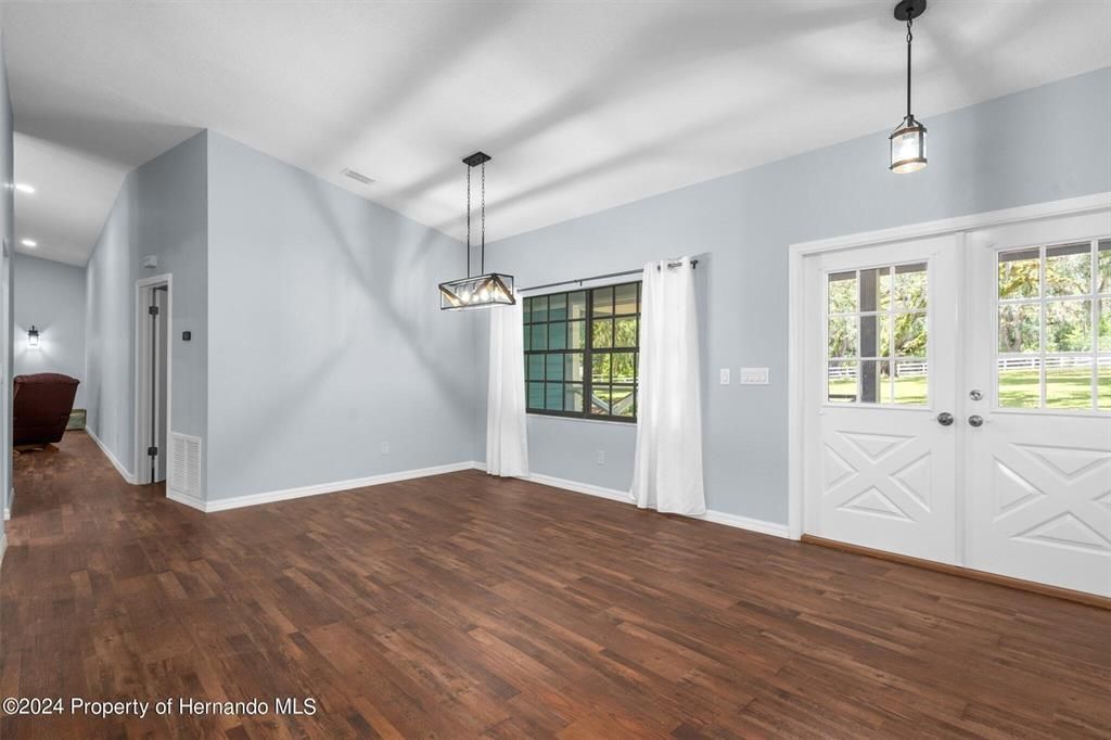 Empty room, Interior, Pendant Lights, Recessed Lighting, Wood Texture Flooring