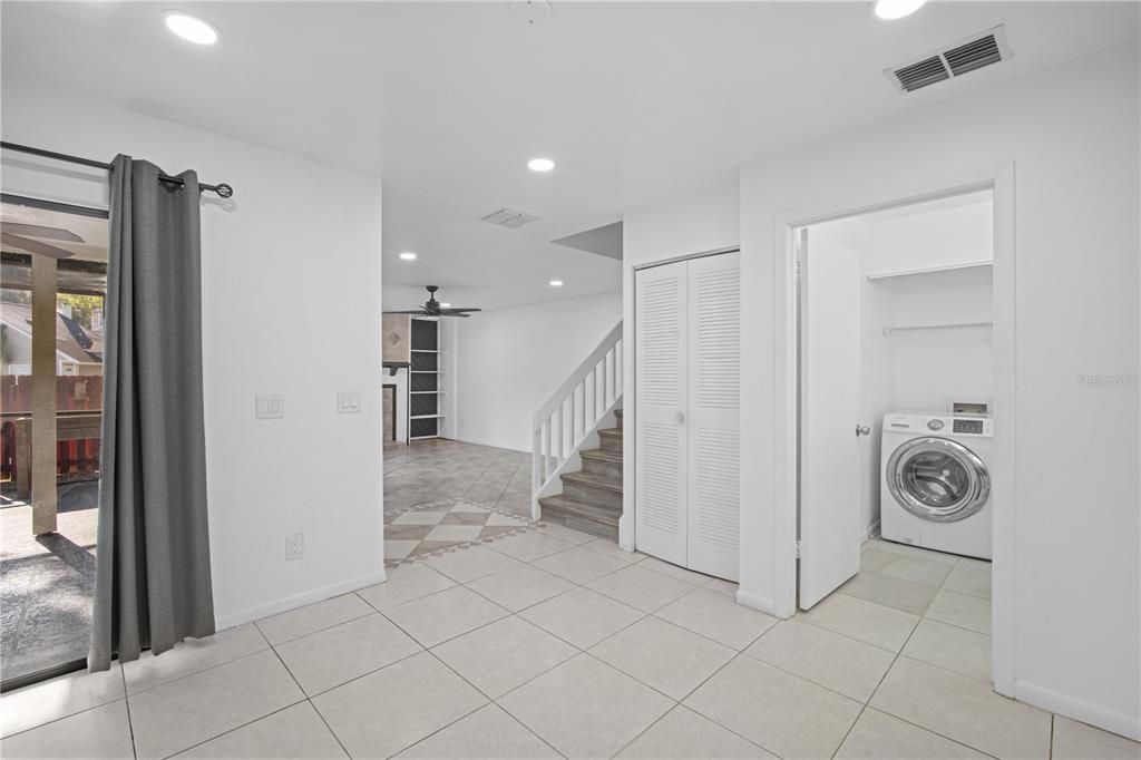 Interior, Recessed Lighting, Utility Closets, Washer