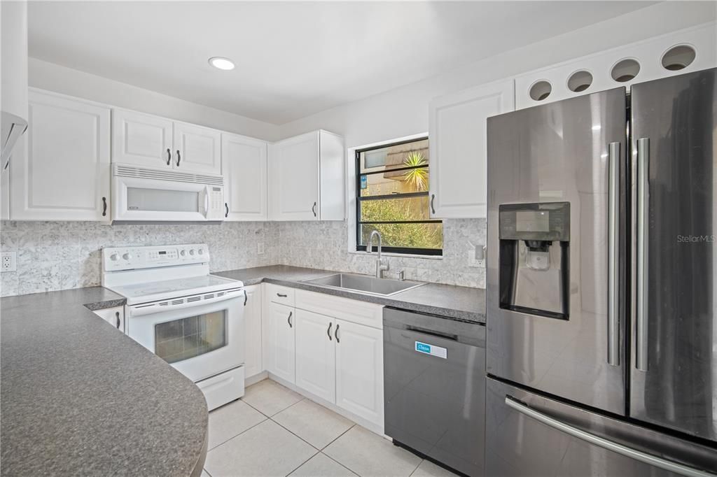 Interior, Kitchen, Recessed Lighting