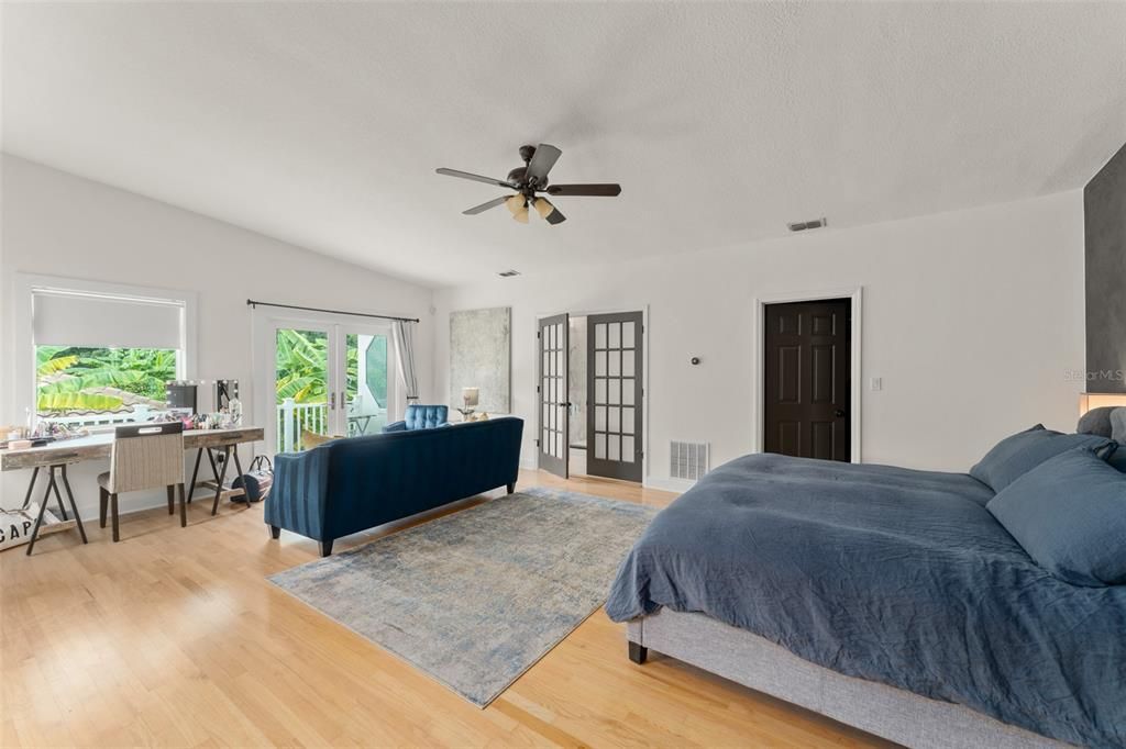 Bedroom, Home Office, Interior, Wood Texture Flooring