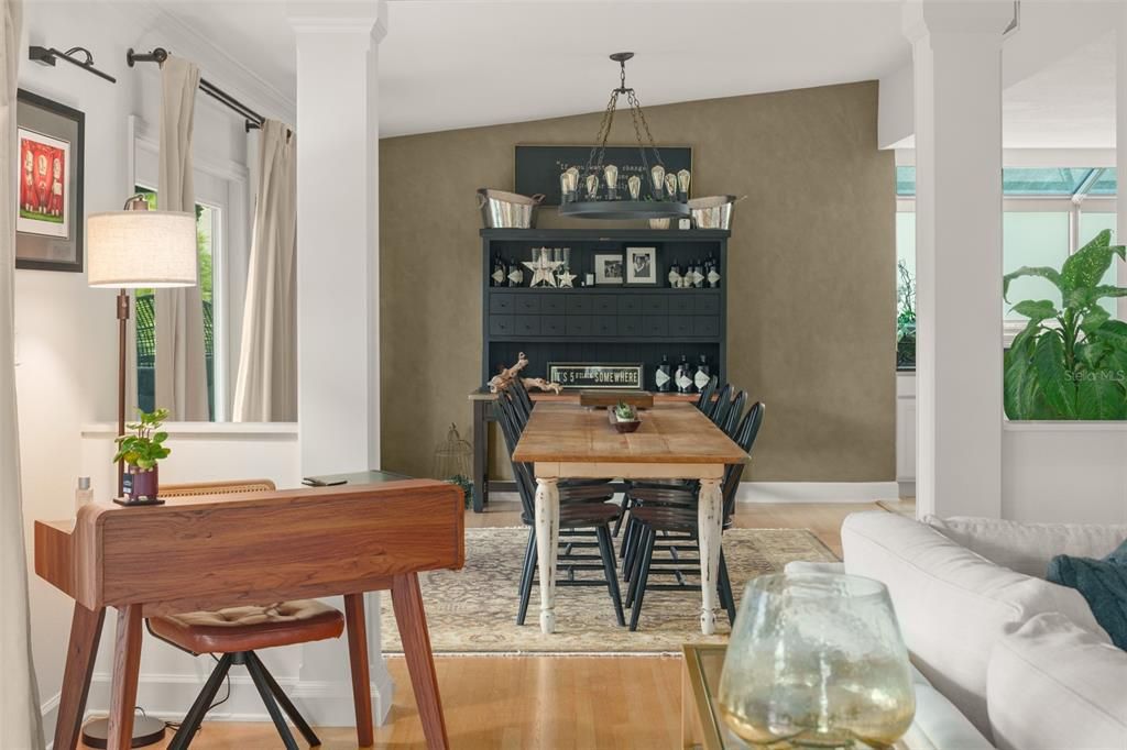 Dining room, Interior, Wood Texture Flooring
