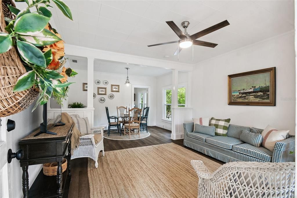 Dining room, Interior, Living room, Pendant Lights, Wood Texture Flooring