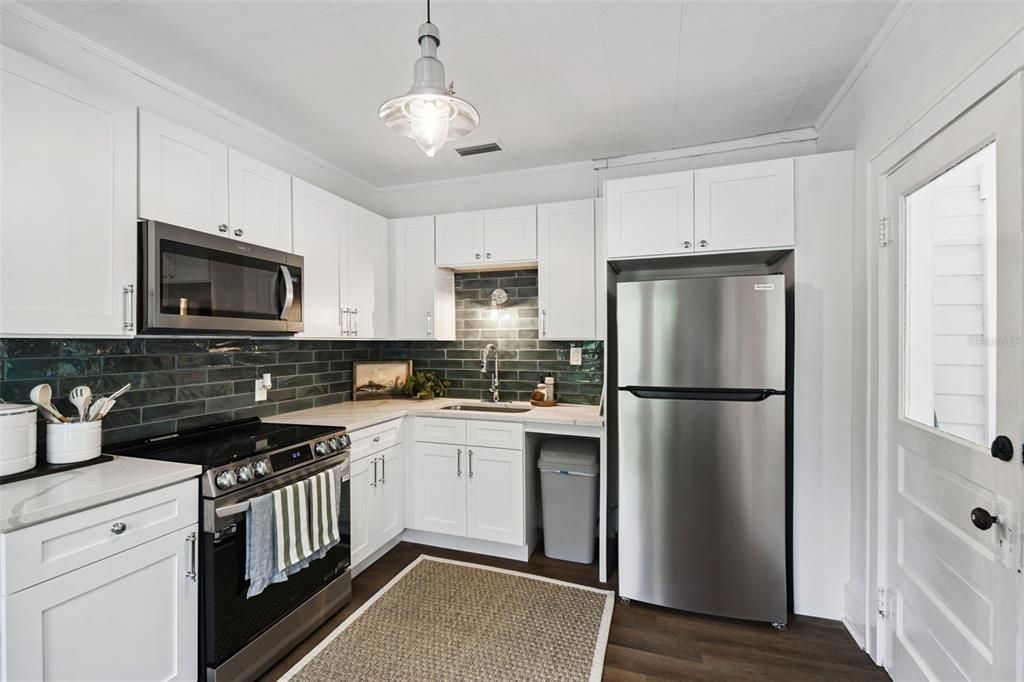 Interior, Kitchen, Pendant Lights, Stainless Steel Appliances, Wood Texture Flooring