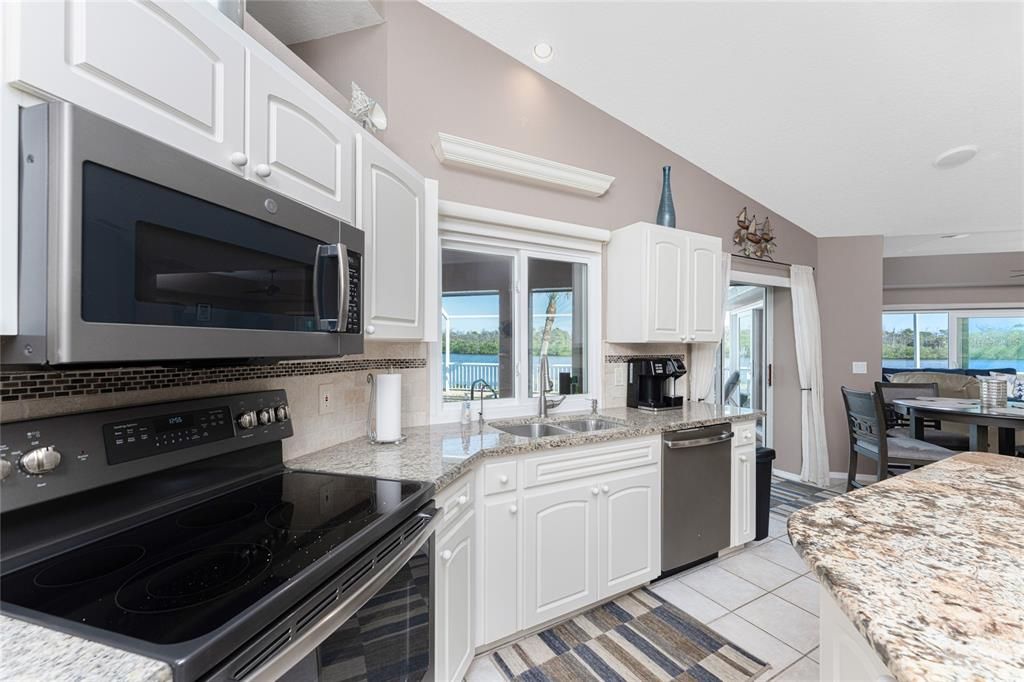 Dining room, Interior, Kitchen, Recessed Lighting, Stainless Steel Appliances, Water