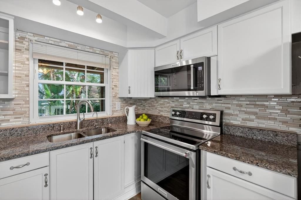 Interior, Kitchen, Stainless Steel Appliances