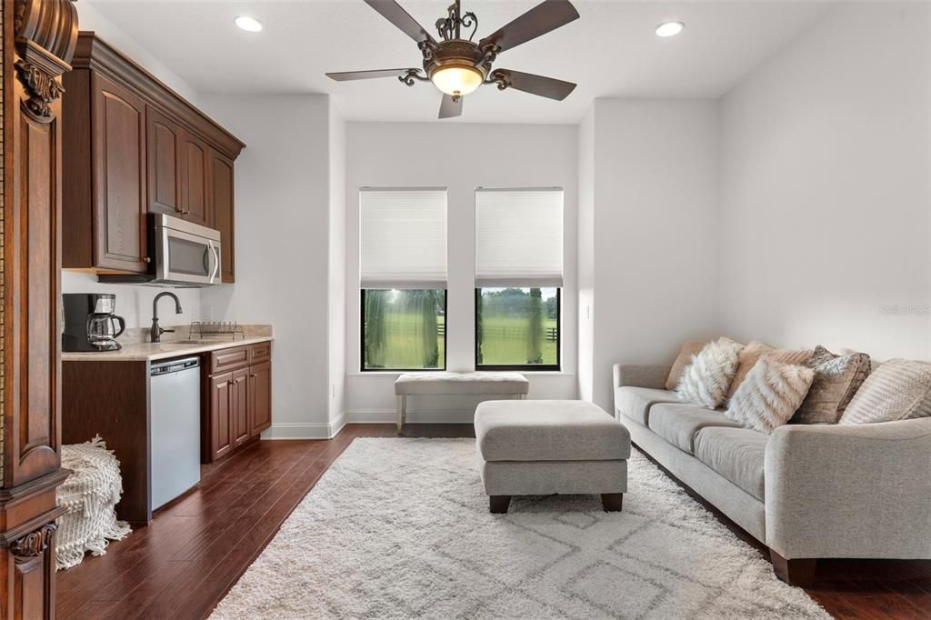 Interior, Kitchen, Living room, Recessed Lighting, Wood Texture Flooring