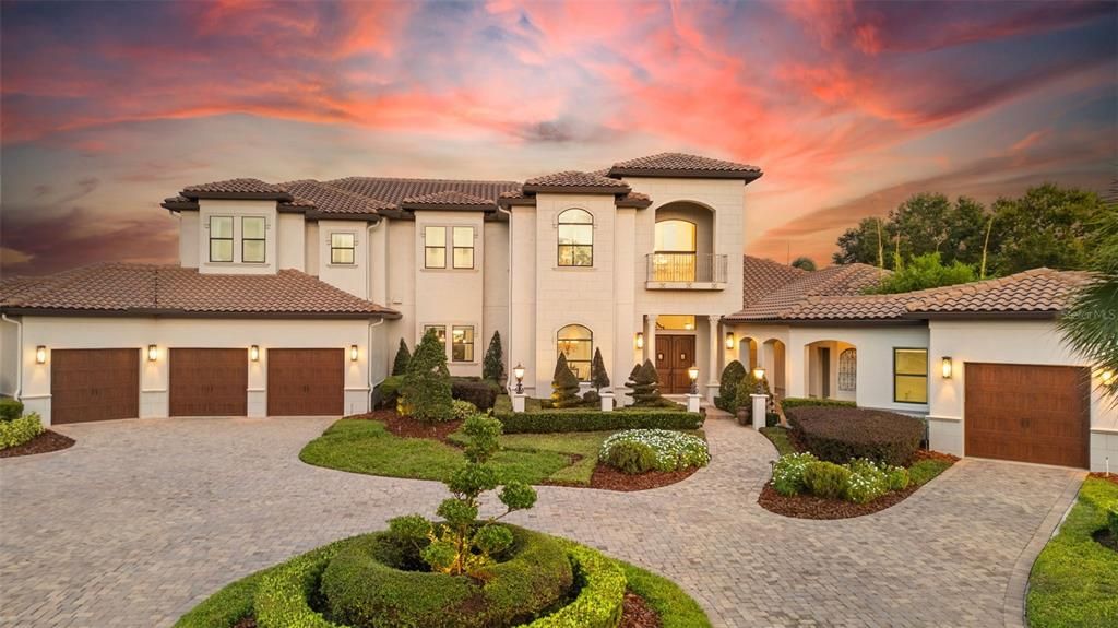 Attached, Exterior, Facade, Mediterranean