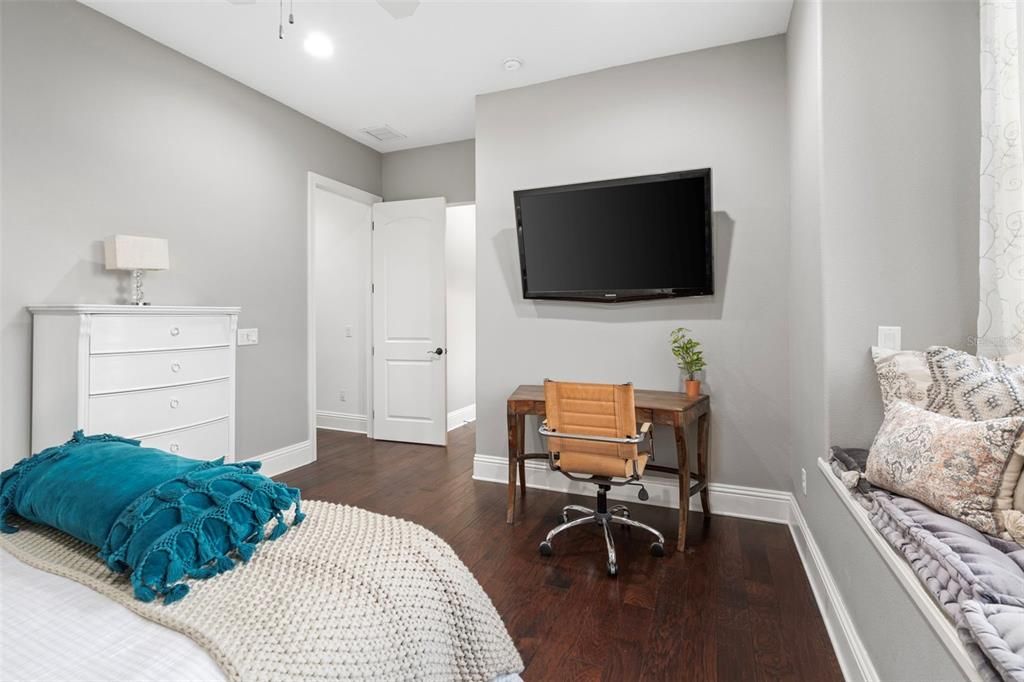 Bedroom, Home Office, Interior, Recessed Lighting, Wood Texture Flooring