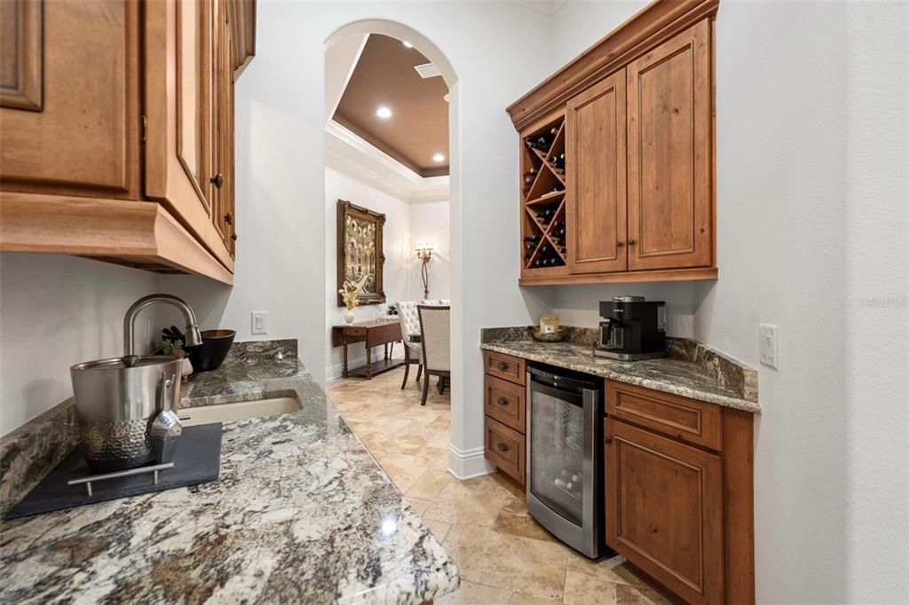 Dining room, Interior, Kitchen, Recessed Lighting