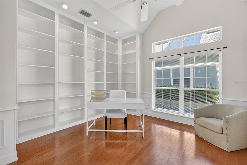 Home Office, Interior, Recessed Lighting, Wood Texture Flooring