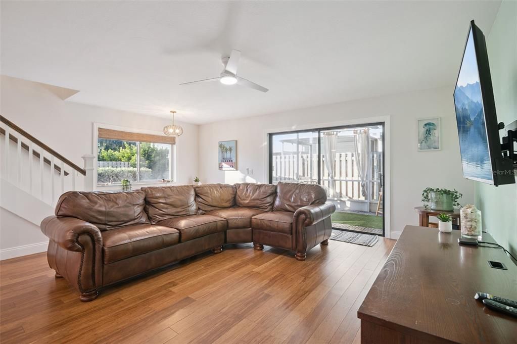 Chandelier, Interior, Living room, Wood Texture Flooring