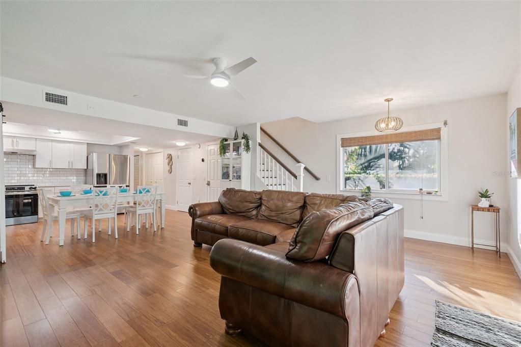 Dining room, Interior, Kitchen, Living room, Stainless Steel Appliances, Wood Texture Flooring